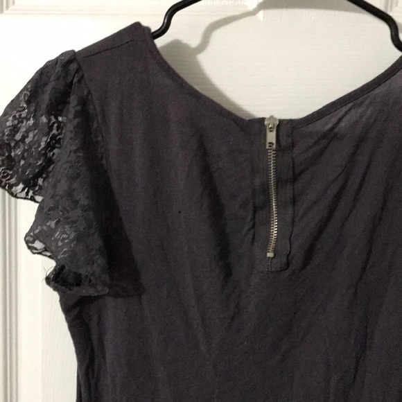 Lace sleeve top - Picture 3 of 3